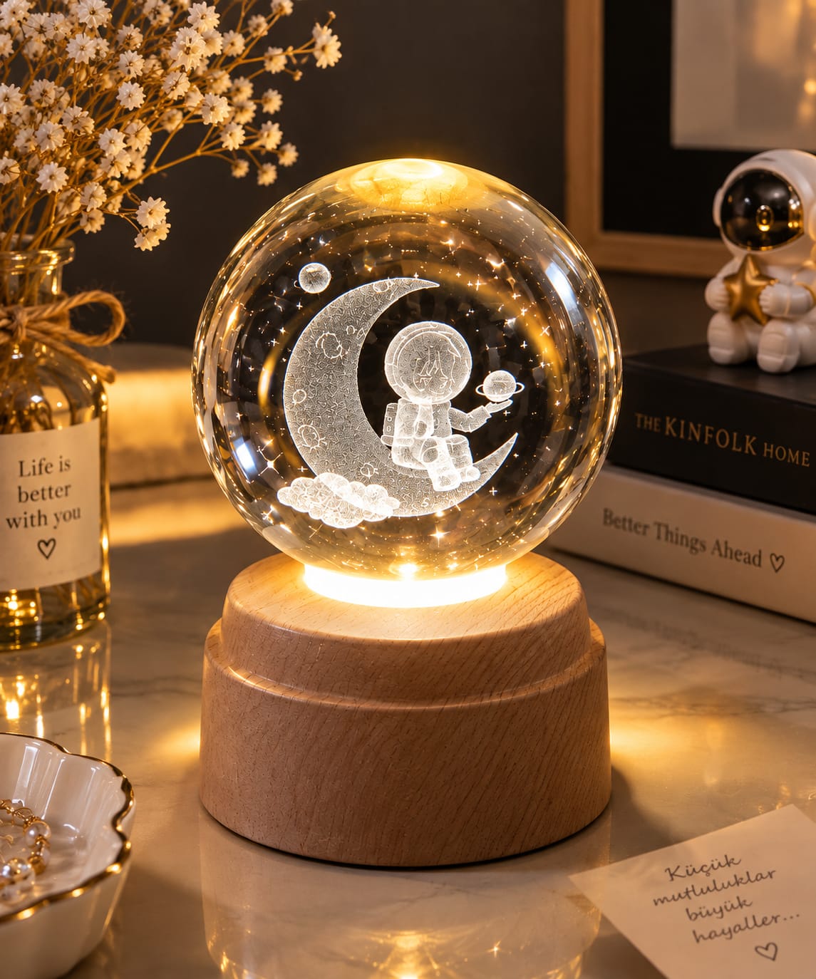 ✨🌙 Büyük Boy Dönen Astronotlu Işıklı Kristal Küre – LED Dekoratif Gece Lambası